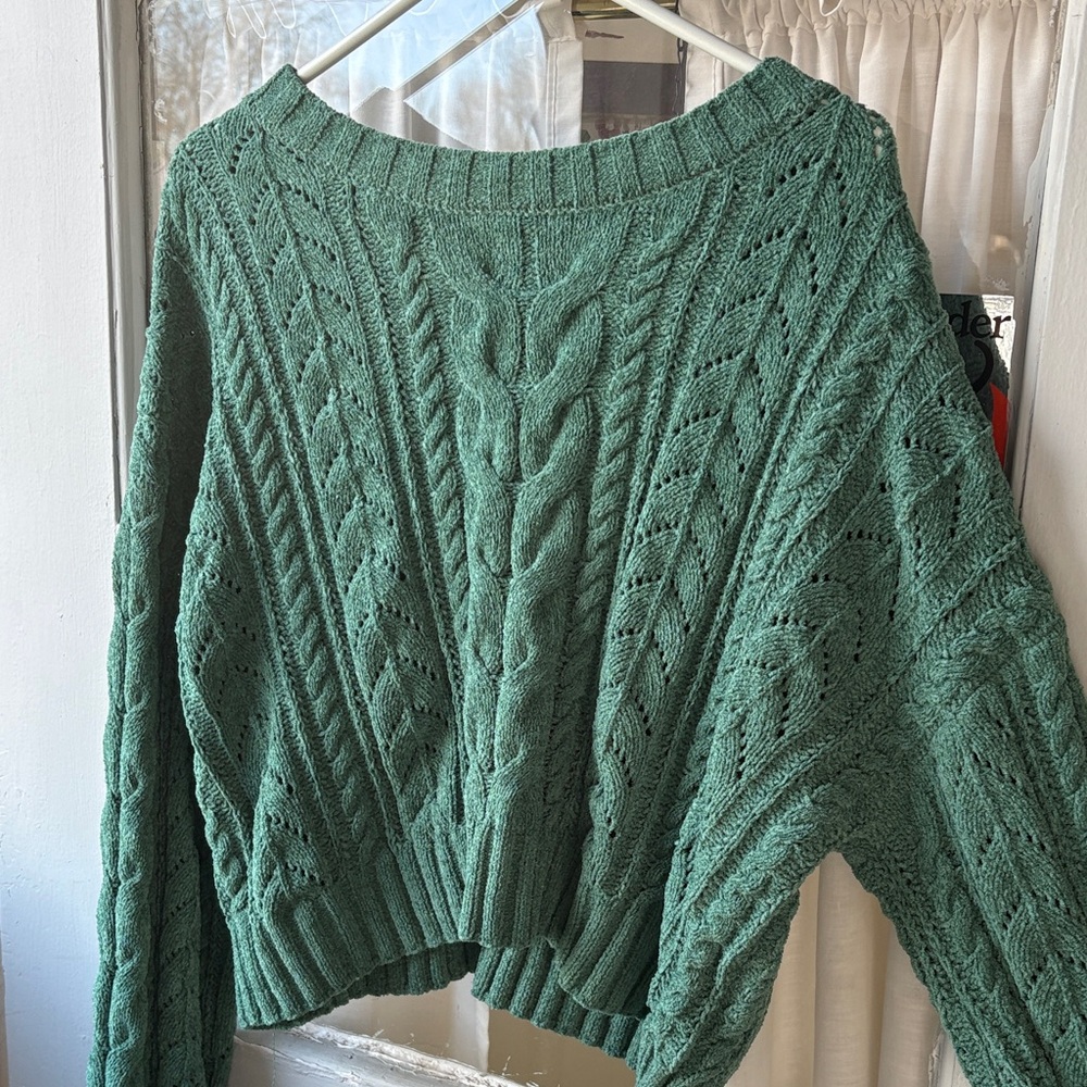 Juniors' Chunky Crewneck Sweater